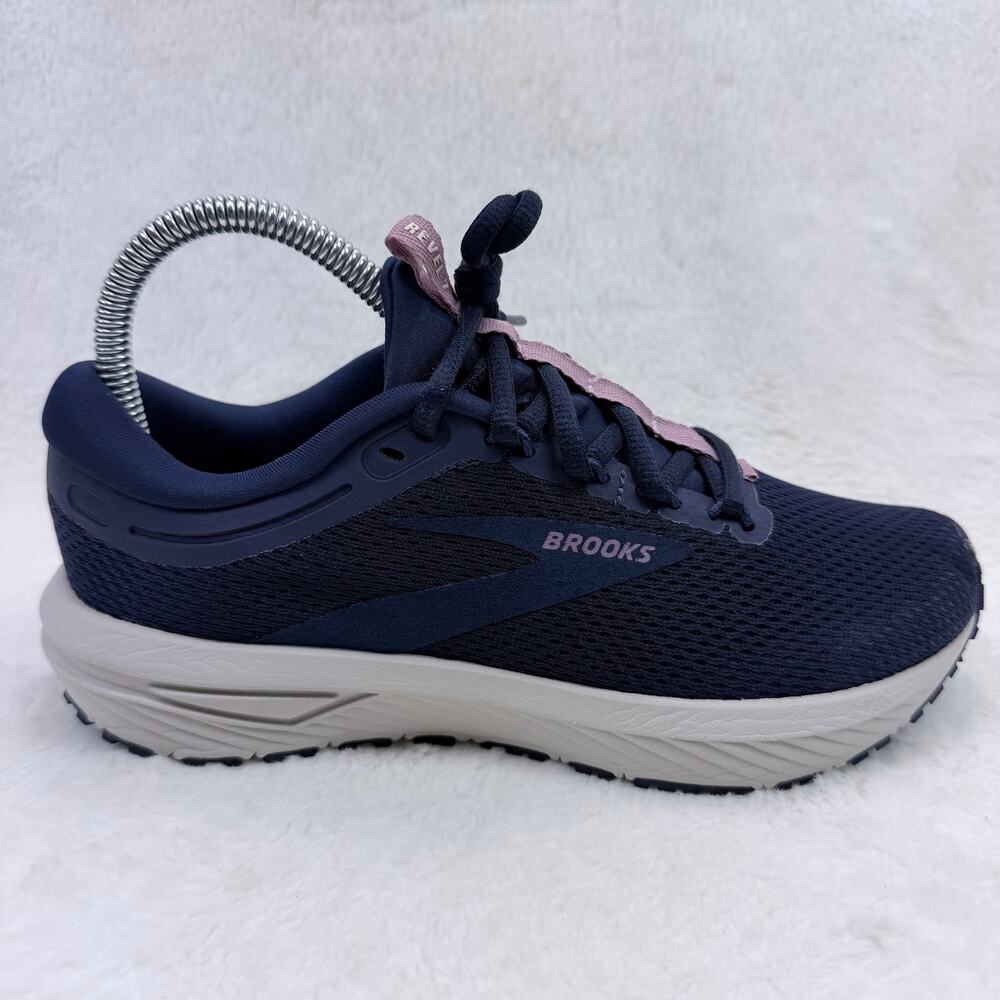 Brooks Revel 7 Womens Running Shoes Peacoat Onyx Orchid Size 6 Lightweight